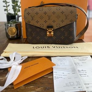 ***SOLD*** Louis Vuitton Pochette Metis Reverse. Not for sale